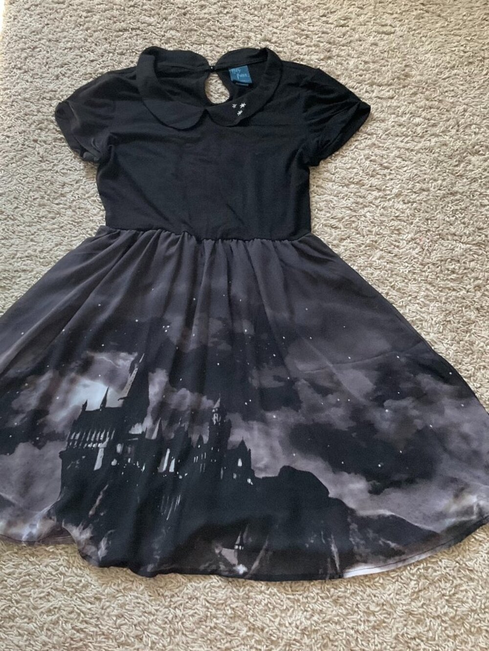 HOT topic harry potter hogwarts landscape skater dress. size: m.
